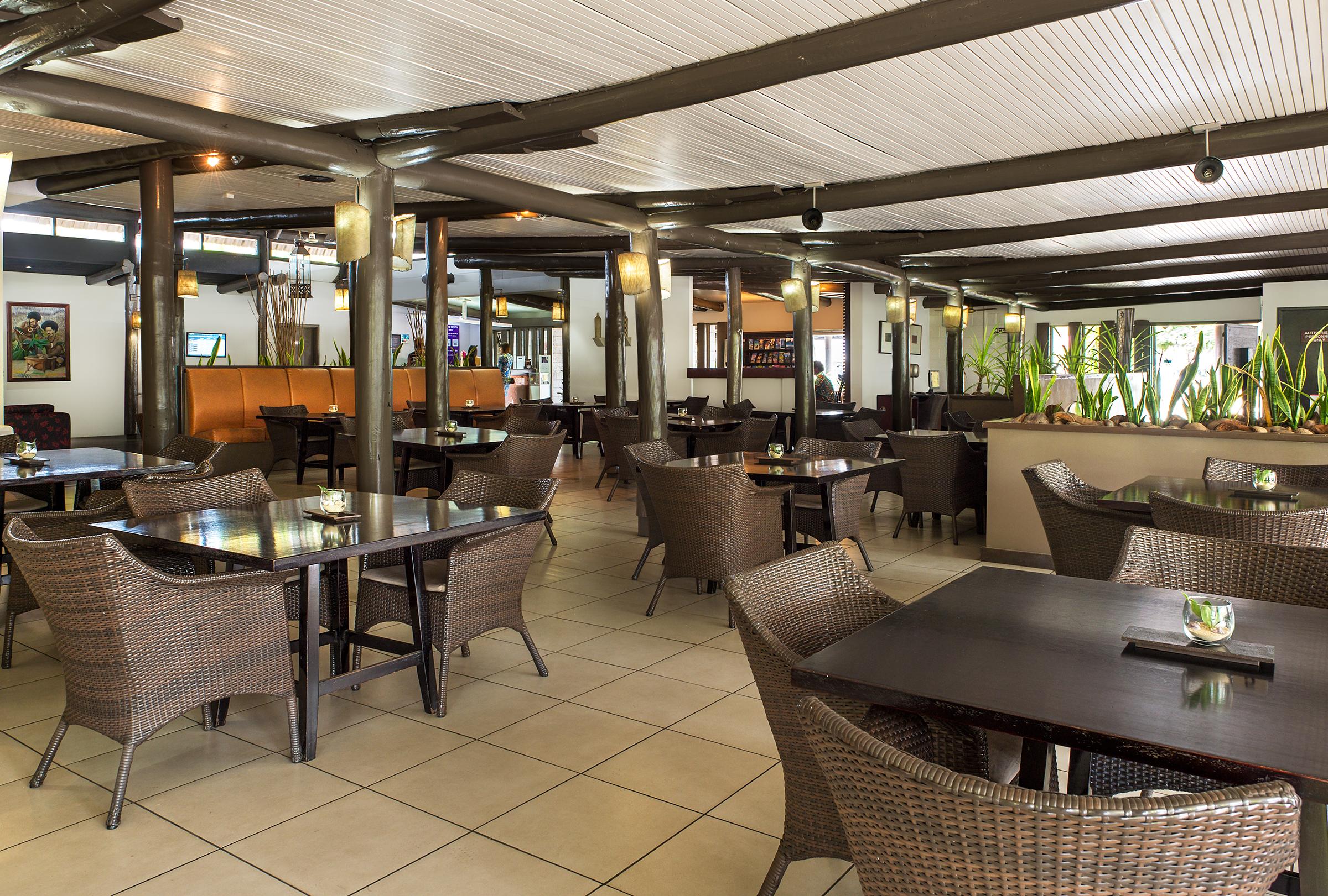 Mercure Nadi Luaran gambar