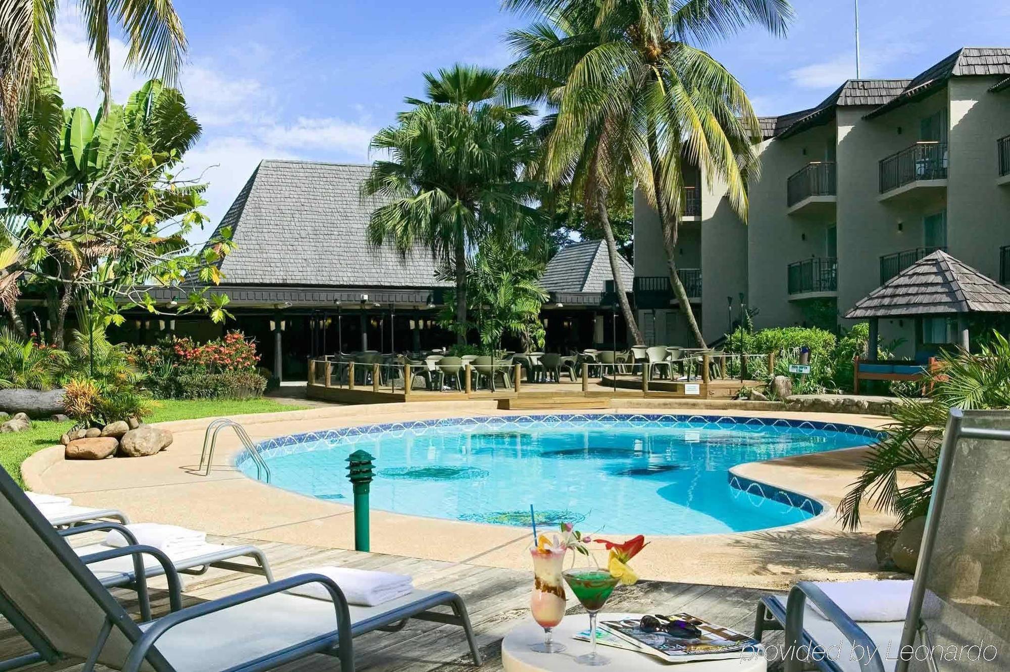 Mercure Nadi Luaran gambar